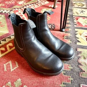 Blundstone Black Leather High Top Chelsea Boots 1448 8.5 Women’s 5.5